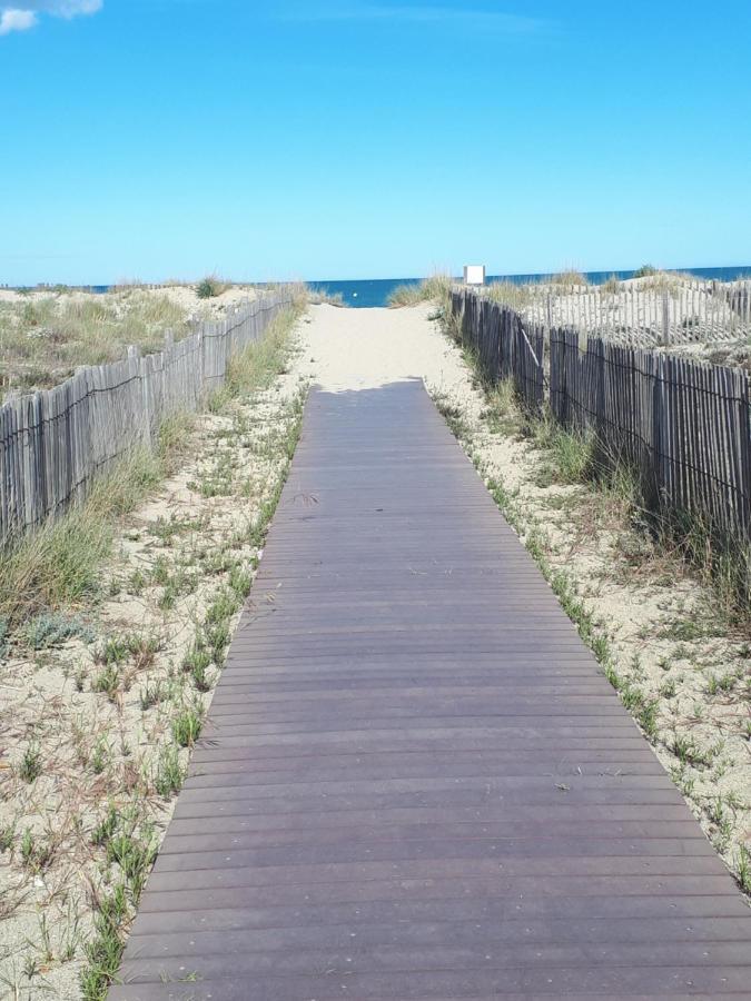Appart Mezzanine Vue Mer Et Plage, Parking Wifi Tv Le Barcares Luaran gambar